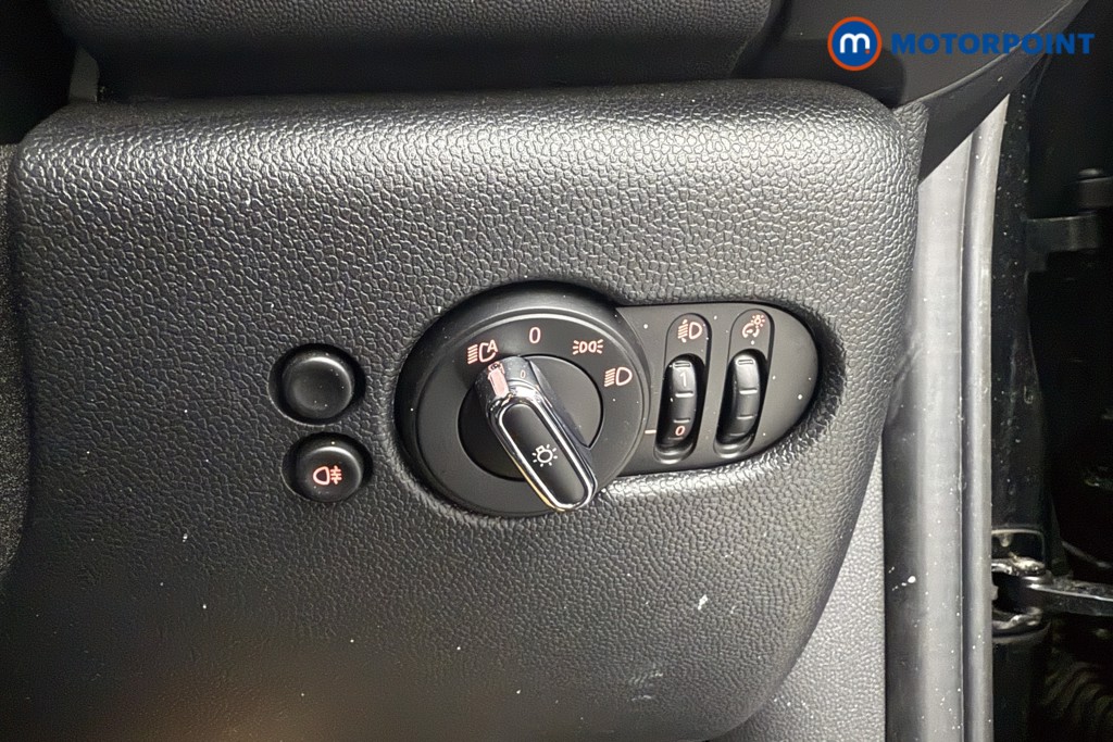 Mini Hatchback Cooper S Level 2 Automatic Electric Hatchback - Stock Number (1602318) - 17th supplementary image