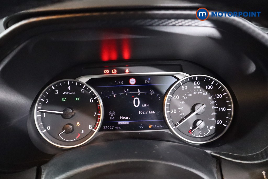 Nissan Juke N-Connecta Manual Petrol SUV - Stock Number (1602668) - 13th supplementary image