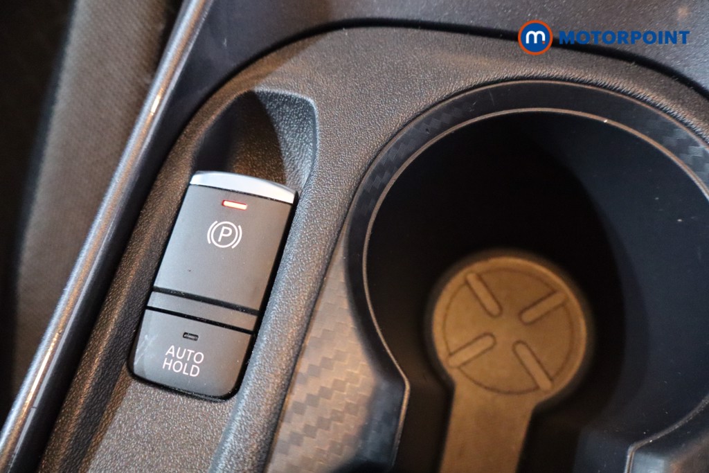 Nissan Juke N-Connecta Manual Petrol SUV - Stock Number (1602668) - 20th supplementary image