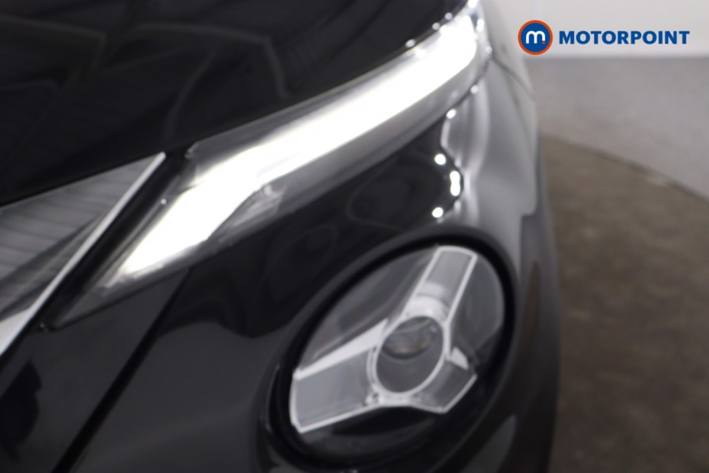 Nissan Juke N-Connecta Manual Petrol SUV - Stock Number (1602668) - 28th supplementary image