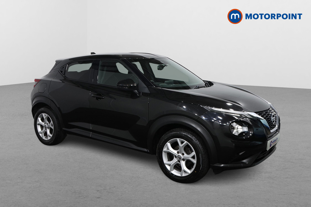 Nissan Juke N-Connecta Manual Petrol SUV - Stock Number (1602668) - Drivers side front corner