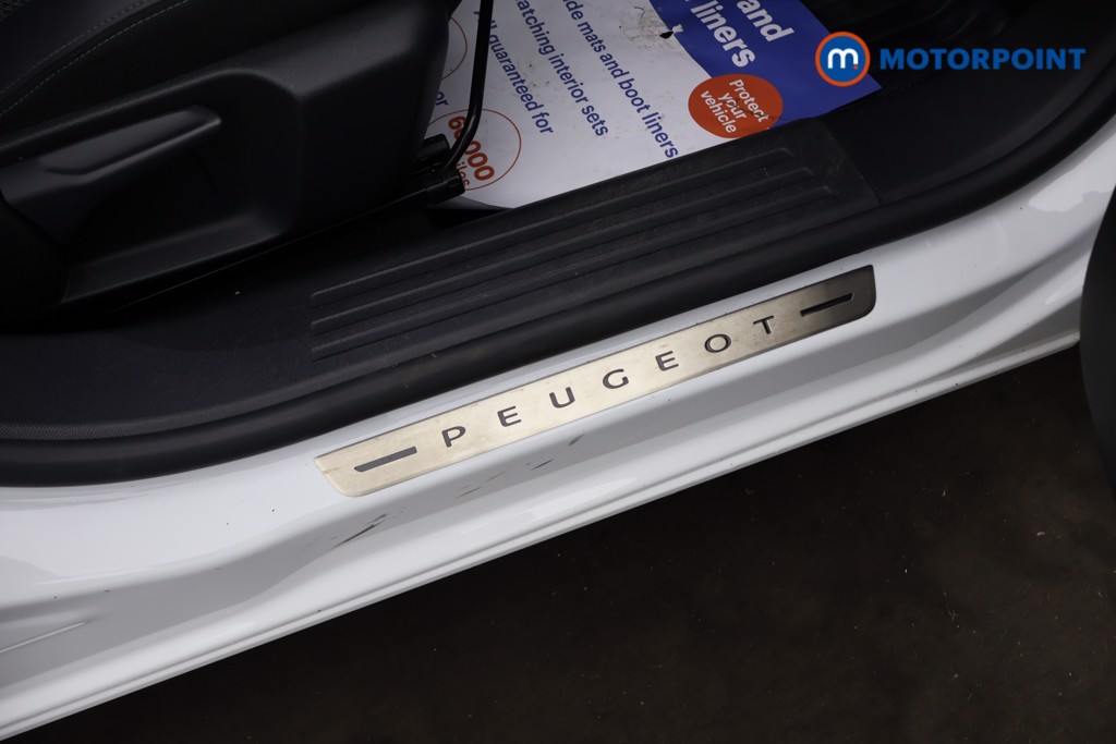 Peugeot 2008 GT Automatic Petrol SUV - Stock Number (1602982) - 22nd supplementary image