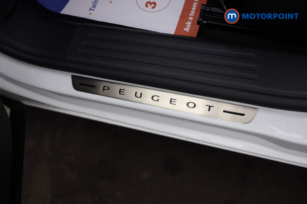 Peugeot 2008 GT Automatic Petrol SUV - Stock Number (1602982) - 34th supplementary image