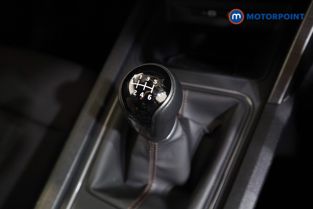 Cupra Leon V1 Manual Petrol Hatchback - Stock Number (1604178) - 9th supplementary image