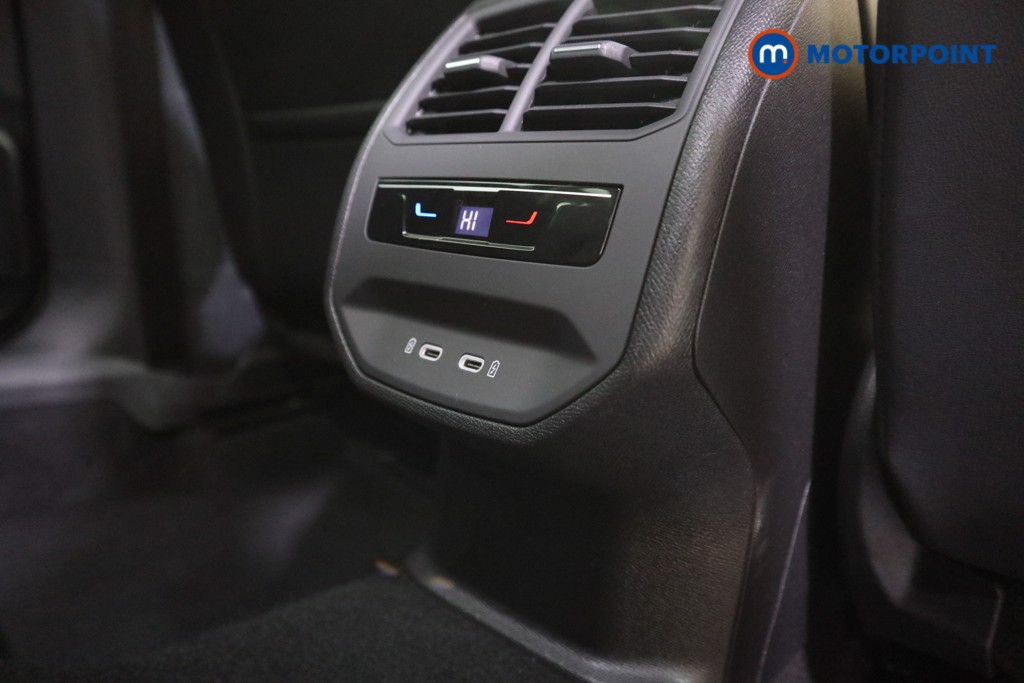 Cupra Leon V1 Manual Petrol Hatchback - Stock Number (1604178) - 16th supplementary image