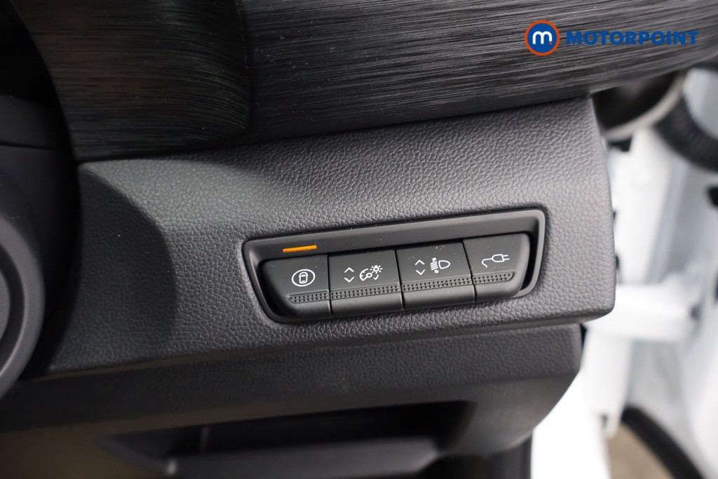 Renault Trafic Advance Automatic Electric Panel Van - Stock Number (1604197) - 6th supplementary image