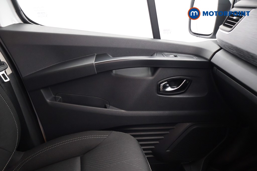 Renault Trafic Advance Automatic Electric Panel Van - Stock Number (1604197) - 13th supplementary image