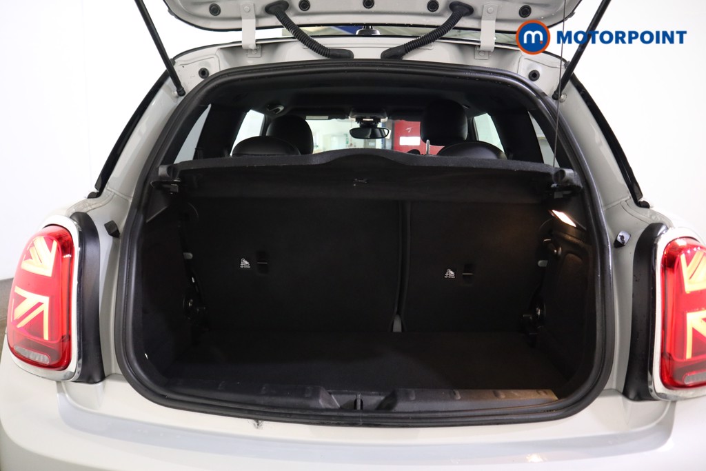 Mini Hatchback Cooper S Level 2 Automatic Electric Hatchback - Stock Number (1604205) - 17th supplementary image