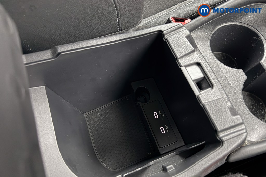 Nissan Qashqai N-Connecta Automatic Petrol SUV - Stock Number (1604373) - 18th supplementary image