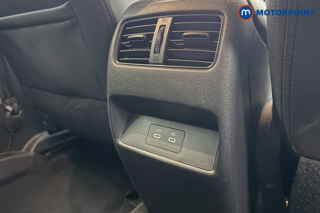 Nissan Qashqai N-Connecta Automatic Petrol SUV - Stock Number (1604373) - 24th supplementary image