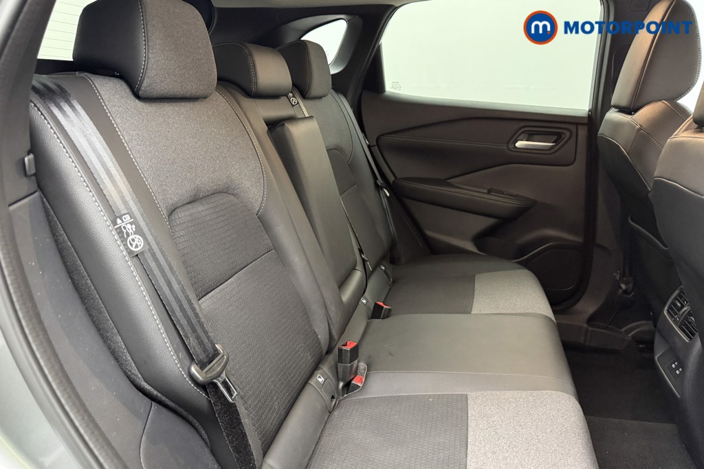 Nissan Qashqai N-Connecta Automatic Petrol SUV - Stock Number (1604373) - 25th supplementary image