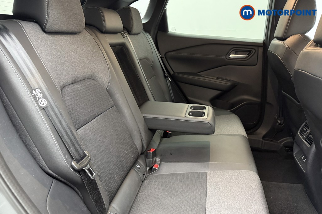 Nissan Qashqai N-Connecta Automatic Petrol SUV - Stock Number (1604373) - 26th supplementary image