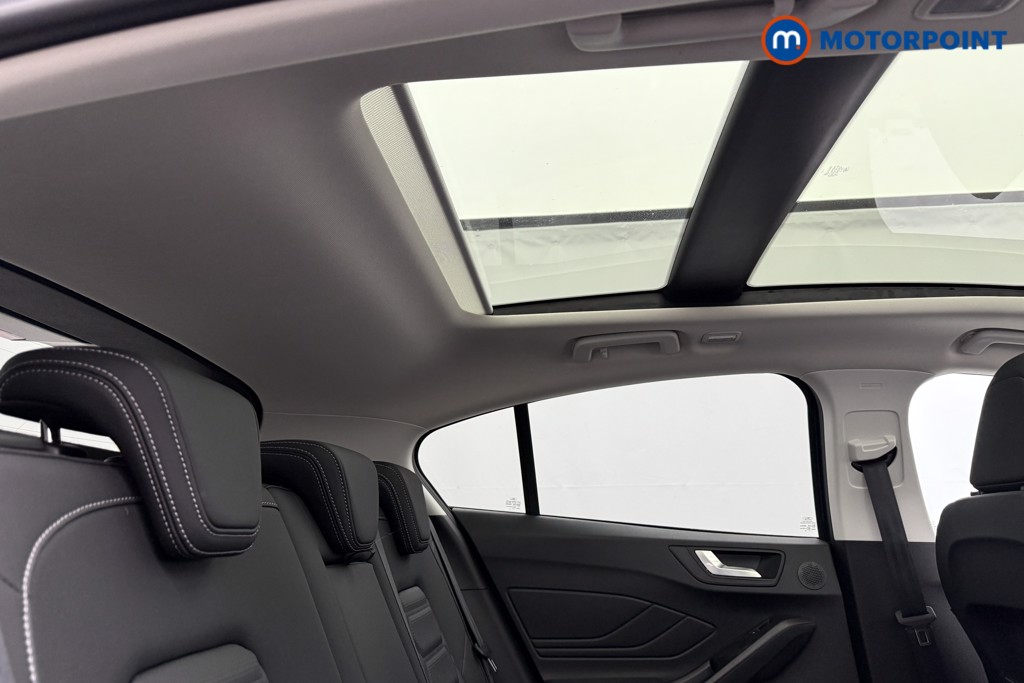 Ford Focus Active X Automatic Petrol Hatchback - Stock Number (1604482) - 25th supplementary image