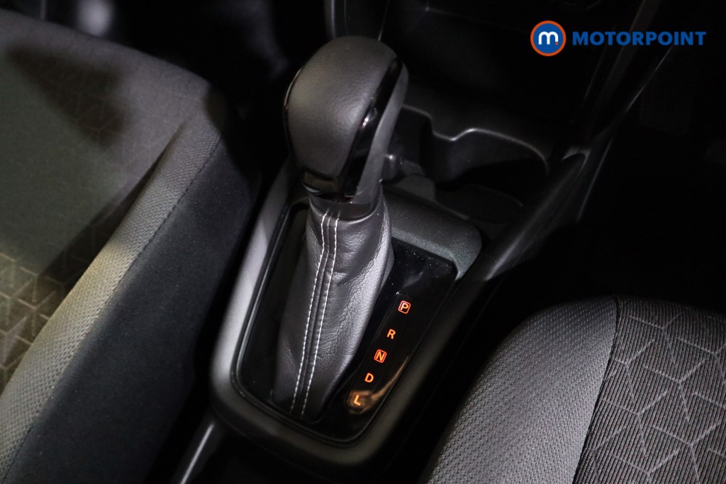 Suzuki Swift Motion Automatic Petrol Hatchback - Stock Number (1604652) - 9th supplementary image