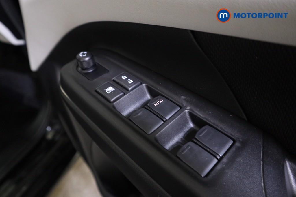 Suzuki Swift Motion Automatic Petrol Hatchback - Stock Number (1604652) - 11th supplementary image