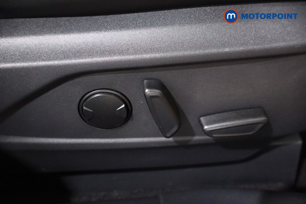 Ford Mustang Mach-E GT Automatic Electric SUV - Stock Number (1604731) - 26th supplementary image