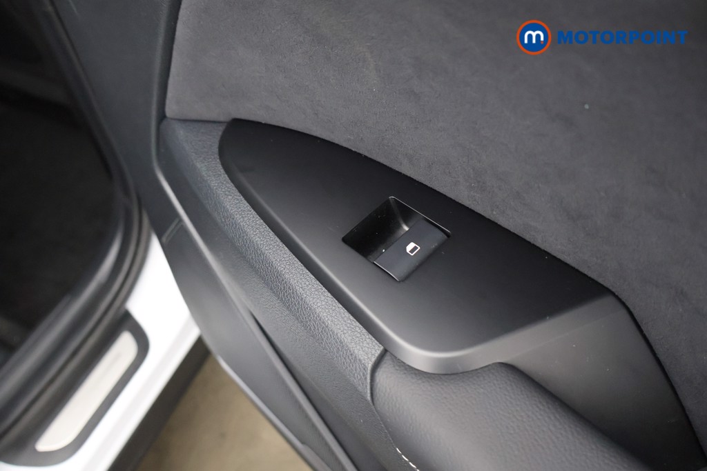 KIA Sportage Gt-Line Automatic Petrol-Electric Hybrid SUV - Stock Number (1605192) - 26th supplementary image