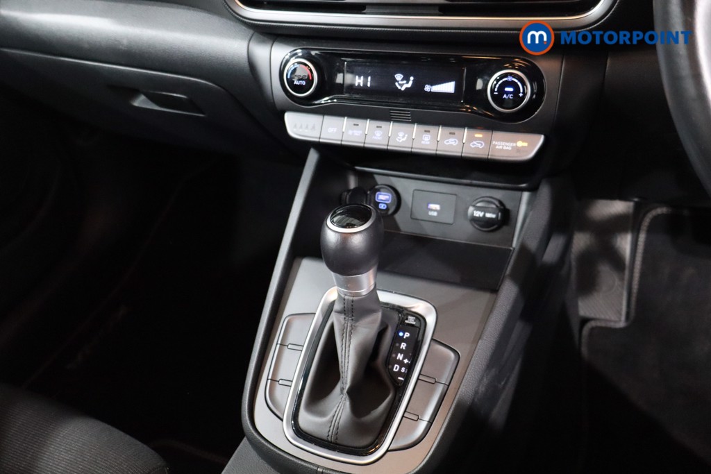 Hyundai Kona Se Connect Automatic Petrol-Electric Hybrid SUV - Stock Number (1605250) - 20th supplementary image
