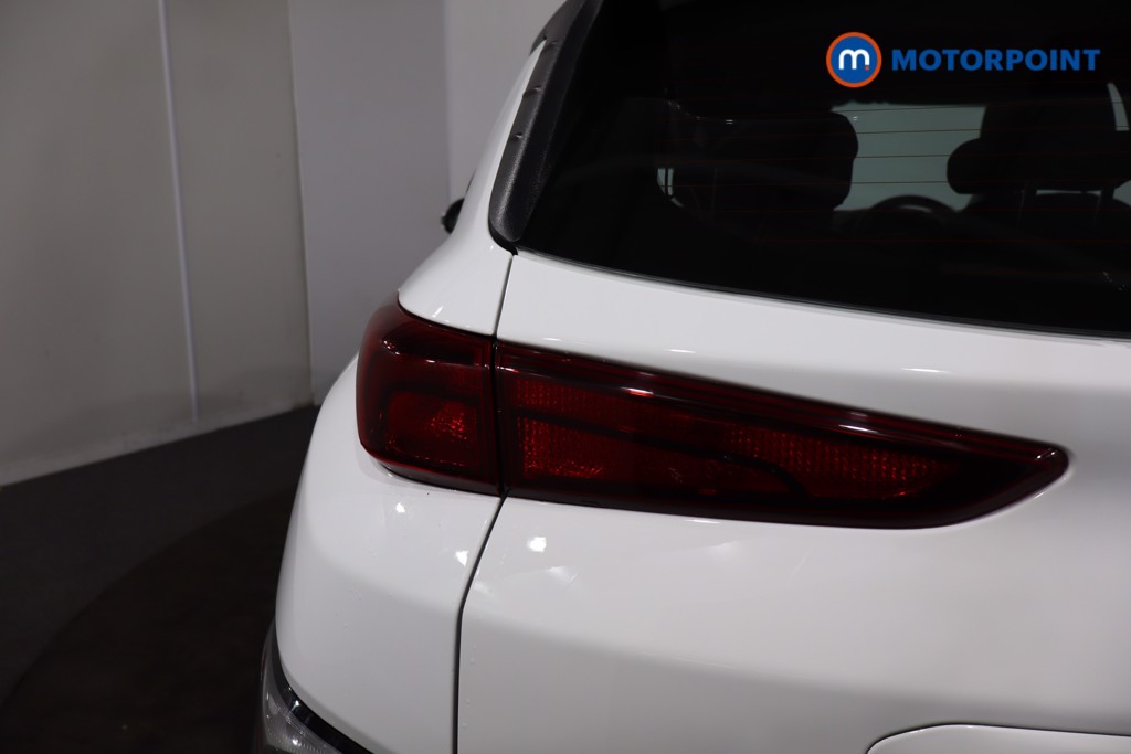 Hyundai Kona Se Connect Automatic Petrol-Electric Hybrid SUV - Stock Number (1605250) - 41st supplementary image
