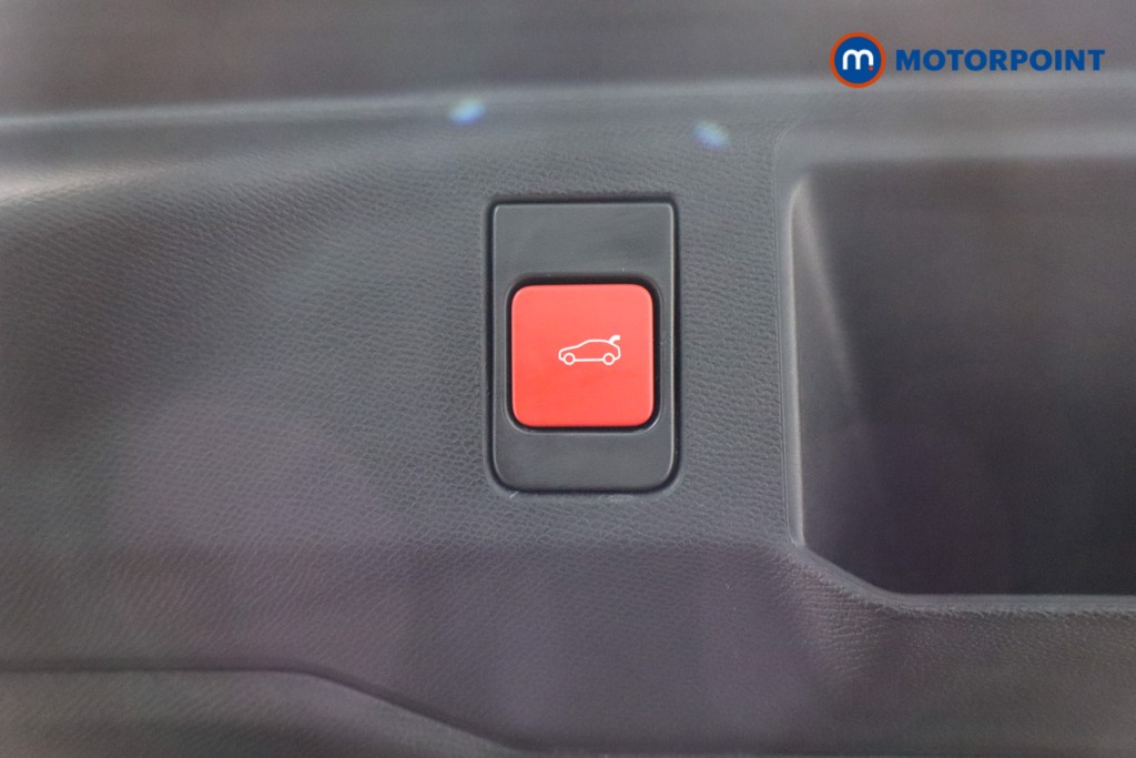 Peugeot 5008 GT Automatic Petrol SUV - Stock Number (1605650) - 45th supplementary image