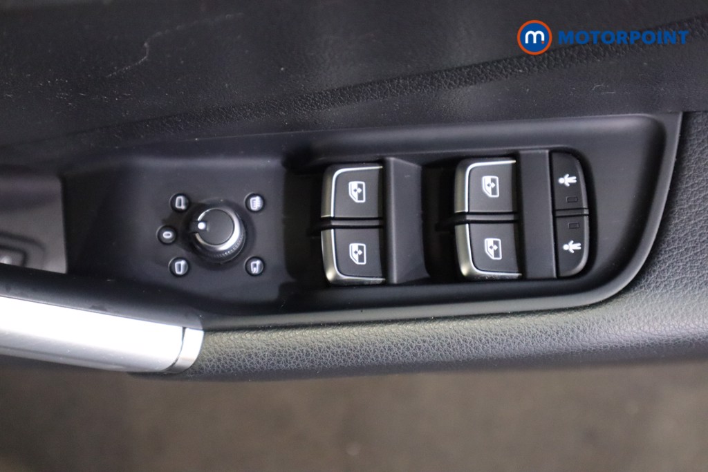 Audi Q2 S Line Manual Diesel SUV - Stock Number (1605809) - 17th supplementary image