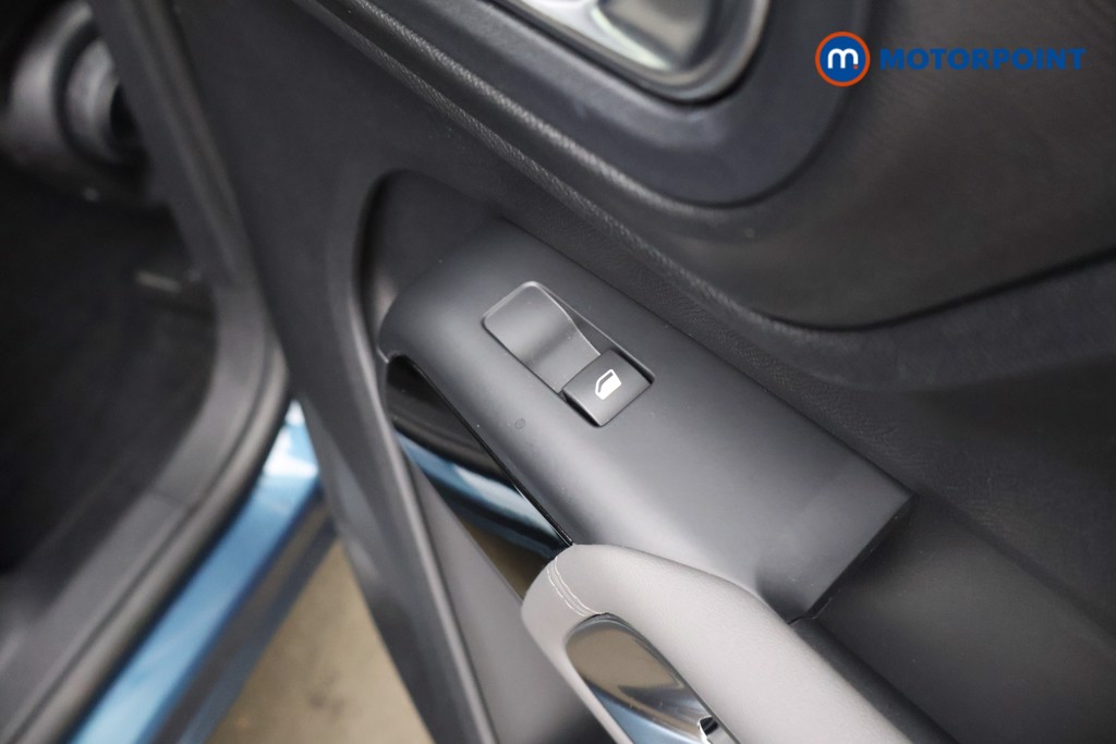 Mg Motor Uk ZS Excite Manual Petrol SUV - Stock Number (1605954) - 23rd supplementary image