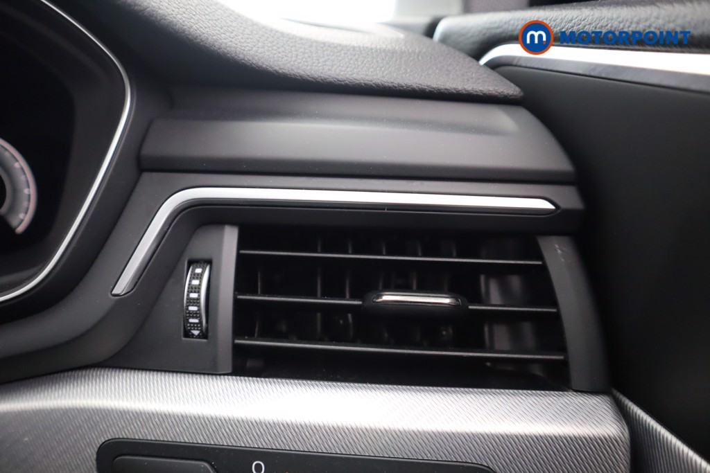 Audi A4 Technik Automatic Petrol Saloon - Stock Number (1606100) - 10th supplementary image