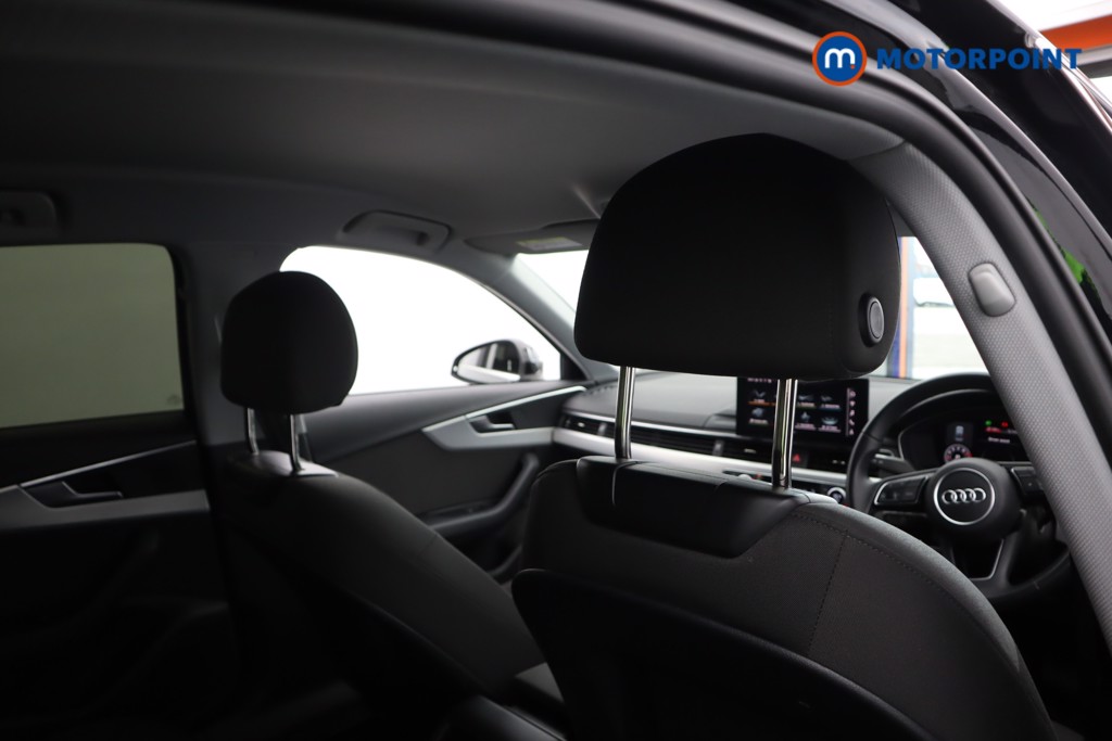 Audi A4 Technik Automatic Petrol Saloon - Stock Number (1606100) - 32nd supplementary image