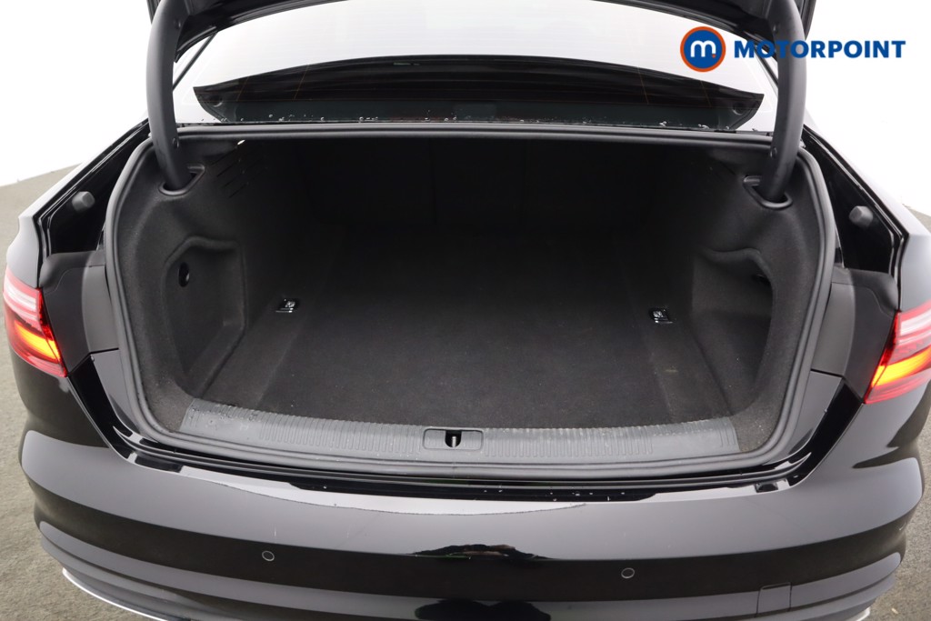 Audi A4 Technik Automatic Petrol Saloon - Stock Number (1606100) - 36th supplementary image