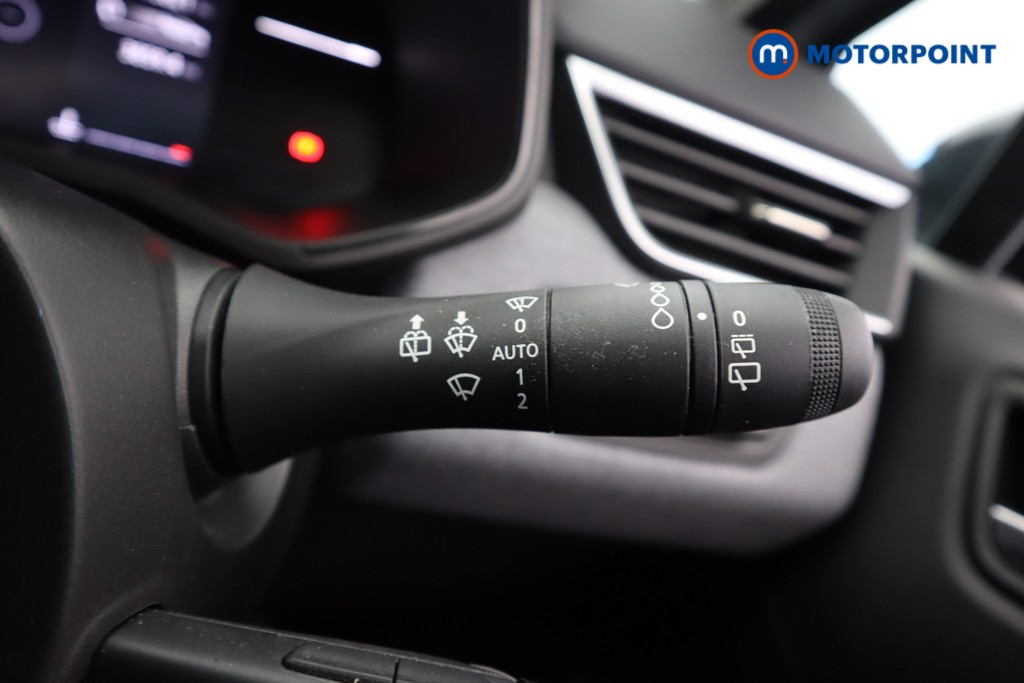 Renault Clio Evolution Manual Petrol Hatchback - Stock Number (1606476) - 7th supplementary image