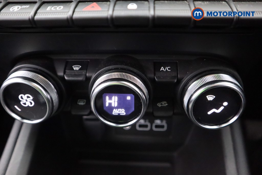 Renault Clio Evolution Manual Petrol Hatchback - Stock Number (1606476) - 15th supplementary image