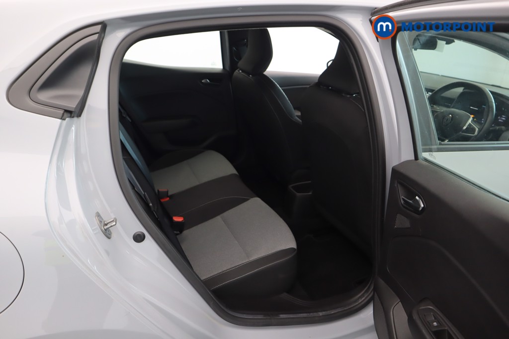 Renault Clio Evolution Manual Petrol Hatchback - Stock Number (1606476) - 26th supplementary image