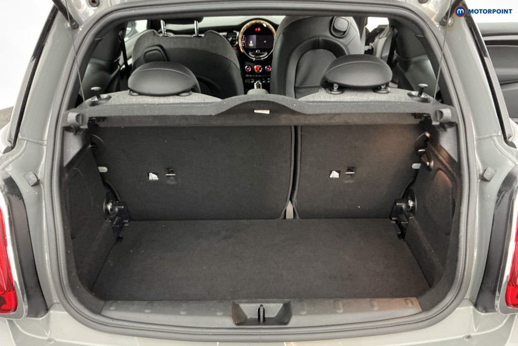 Mini Hatchback Cooper S Level 2 Automatic Electric Hatchback - Stock Number (1598761) - 4th supplementary image