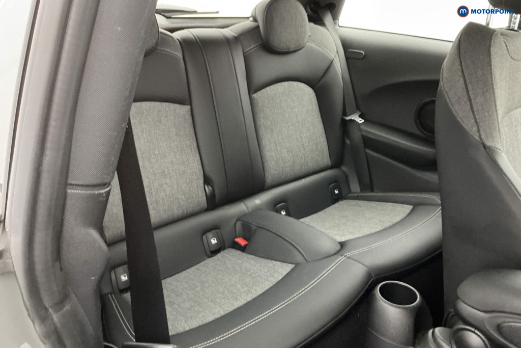 Mini Hatchback Cooper S Level 2 Automatic Electric Hatchback - Stock Number (1598761) - 5th supplementary image