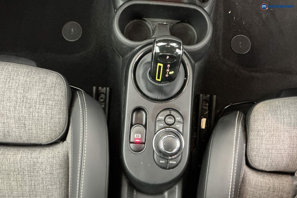 Mini Hatchback Cooper S Level 2 Automatic Electric Hatchback - Stock Number (1598761) - 15th supplementary image