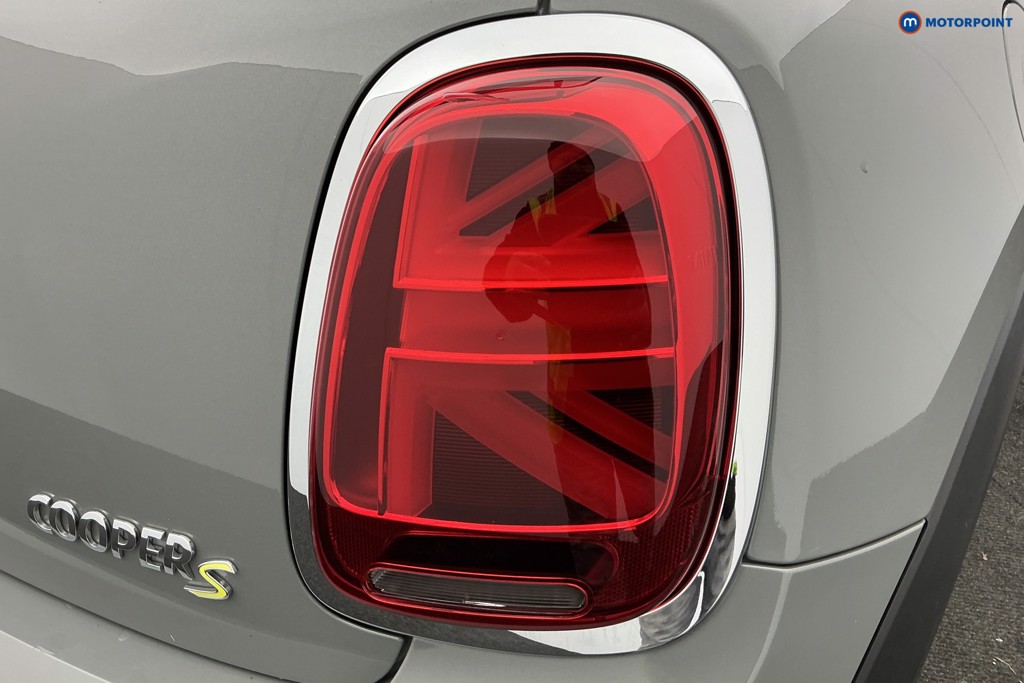 Mini Hatchback Cooper S Level 2 Automatic Electric Hatchback - Stock Number (1598761) - 32nd supplementary image