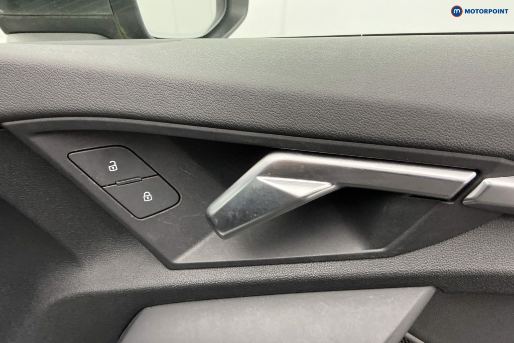 Audi A3 S Line Automatic Petrol Hatchback - Stock Number (1600171) - 27th supplementary image