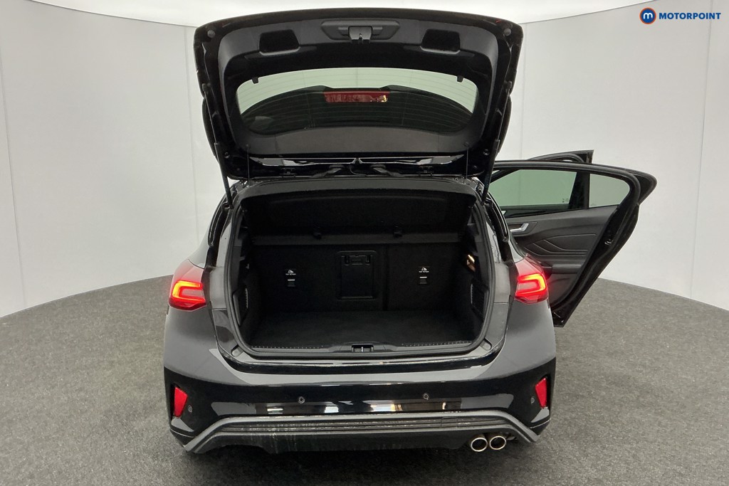 Ford Focus St-Line Vignale Manual Petrol Hatchback - Stock Number (1601591) - 3rd supplementary image