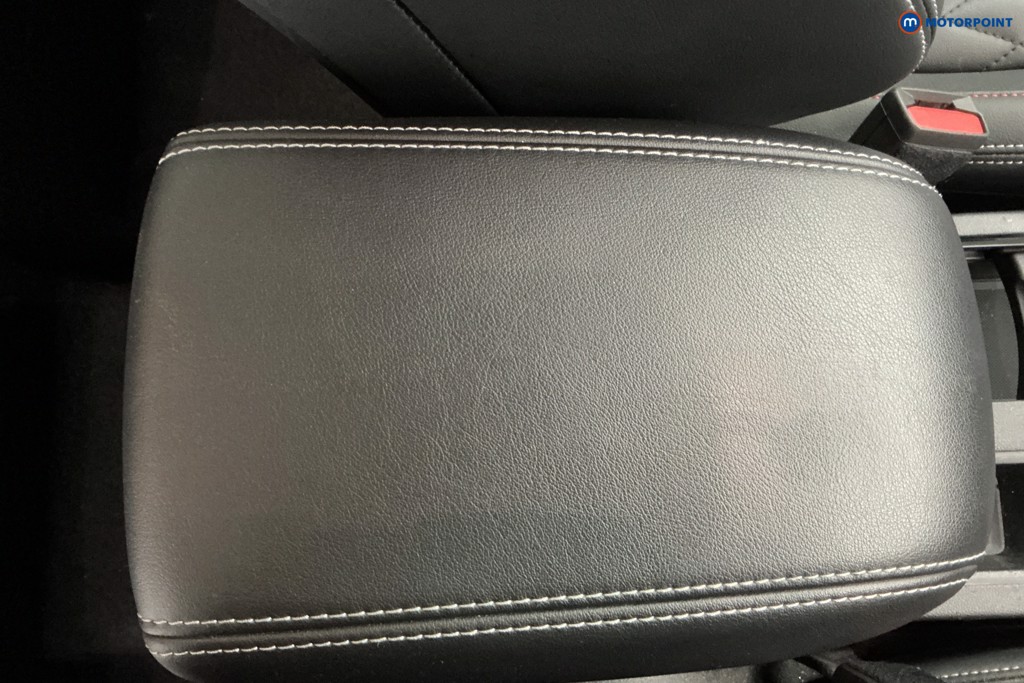 Ford Focus St-Line Vignale Manual Petrol Hatchback - Stock Number (1601591) - 14th supplementary image