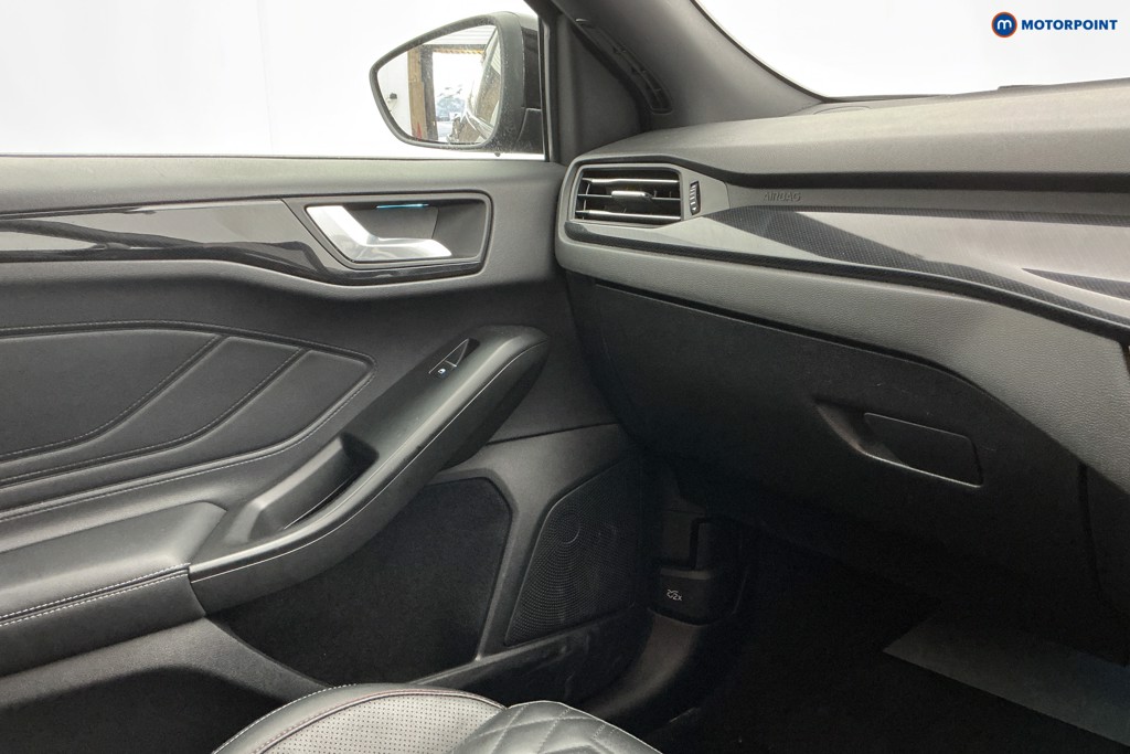 Ford Focus St-Line Vignale Manual Petrol Hatchback - Stock Number (1601591) - 18th supplementary image