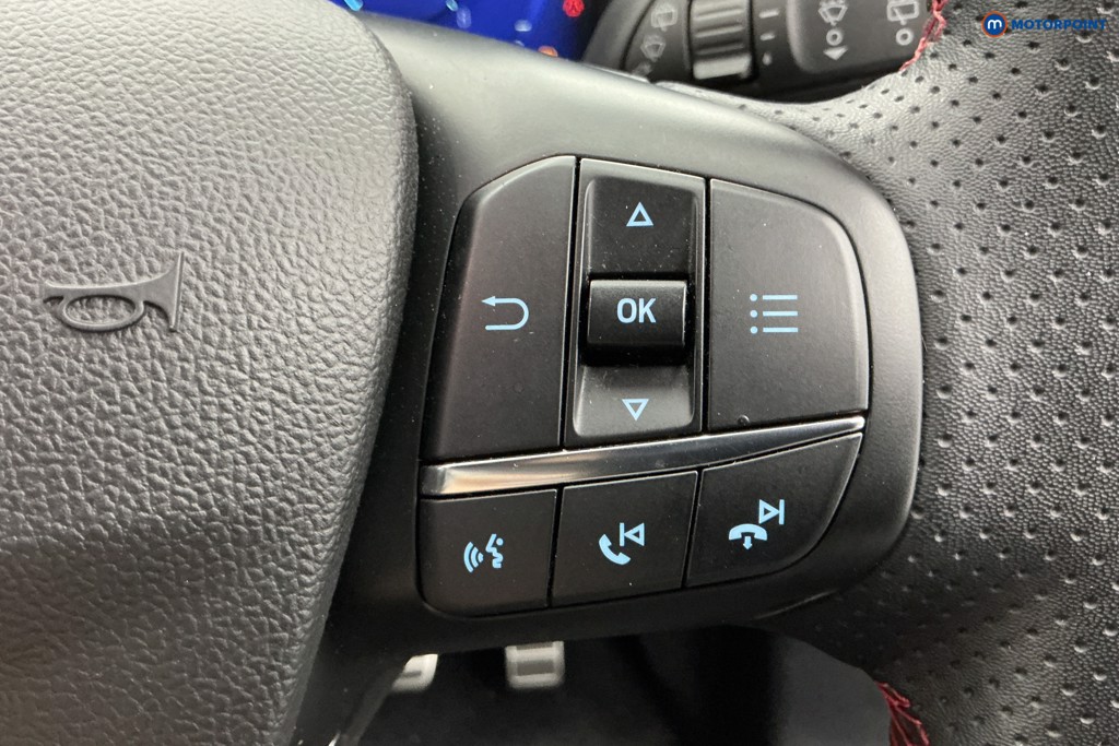 Ford Focus St-Line Vignale Manual Petrol Hatchback - Stock Number (1601591) - 21st supplementary image