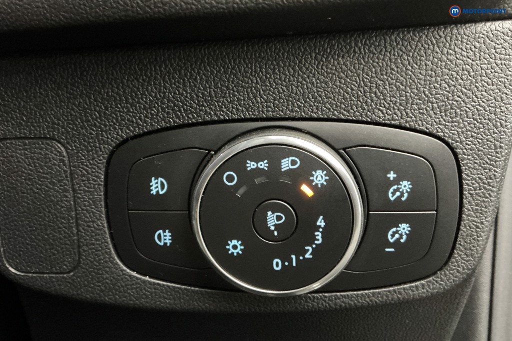 Ford Focus St-Line Vignale Manual Petrol Hatchback - Stock Number (1601591) - 22nd supplementary image