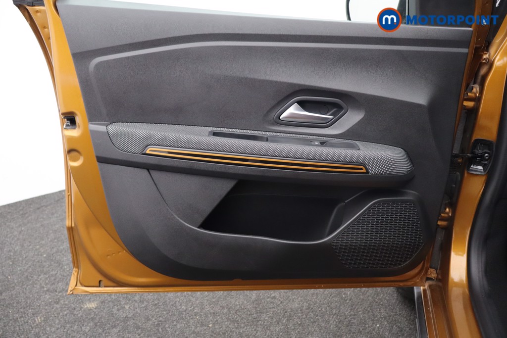 Dacia Sandero Stepway Prestige Manual Petrol Hatchback - Stock Number (1602851) - 18th supplementary image