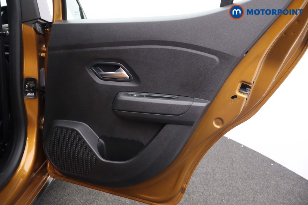 Dacia Sandero Stepway Prestige Manual Petrol Hatchback - Stock Number (1602851) - 19th supplementary image