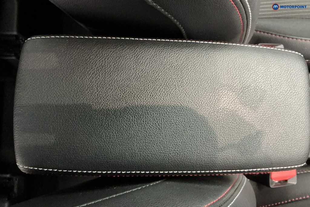 Renault Captur R.S. Line Manual Petrol SUV - Stock Number (1603305) - 16th supplementary image