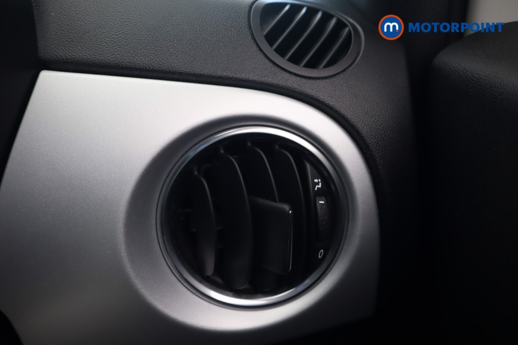 Fiat 500 Hey Google Manual Petrol Hatchback - Stock Number (1606289) - 9th supplementary image