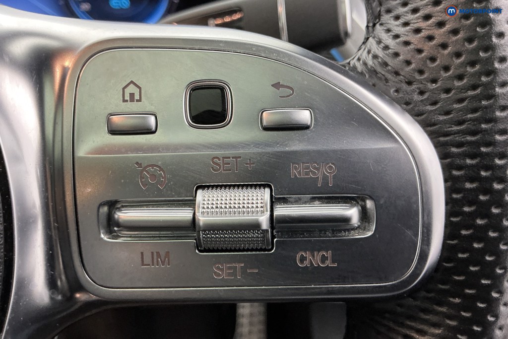 Mercedes-Benz EQC Amg Line Automatic Electric SUV - Stock Number (1590204) - 23rd supplementary image