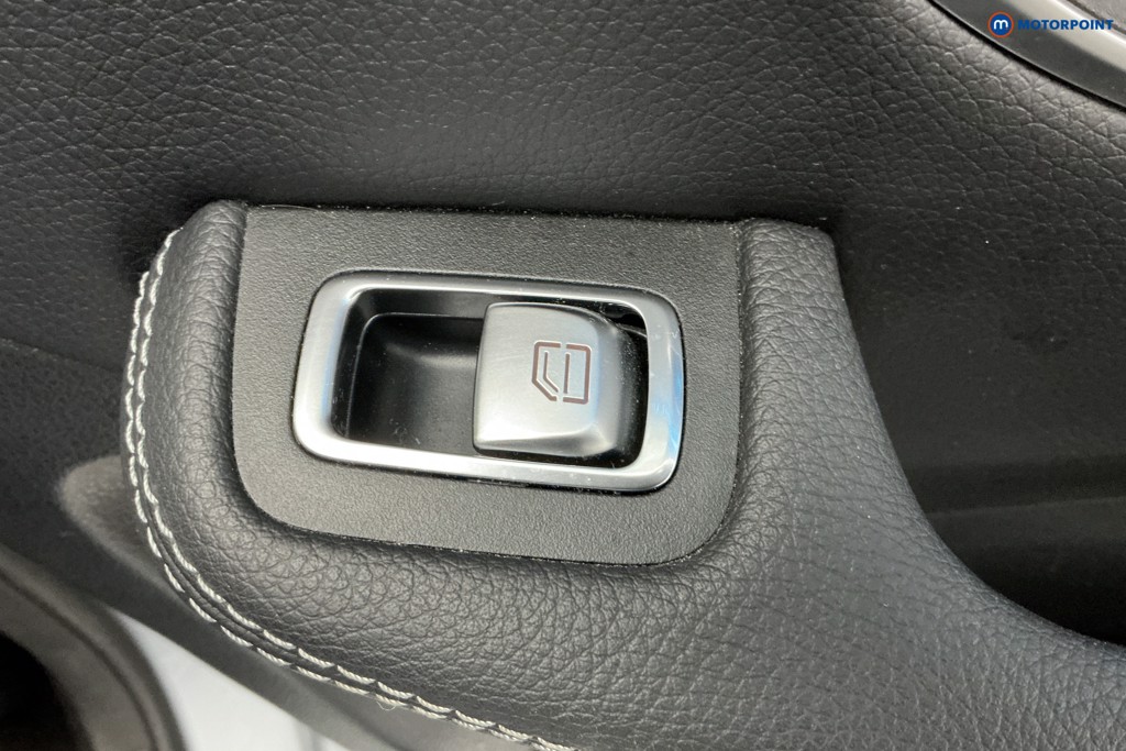 Mercedes-Benz EQC Amg Line Automatic Electric SUV - Stock Number (1590204) - 30th supplementary image