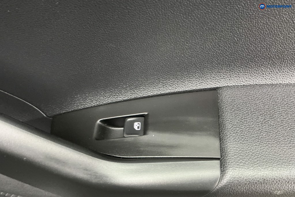 Volkswagen Polo Life Manual Petrol Hatchback - Stock Number (1597221) - 30th supplementary image