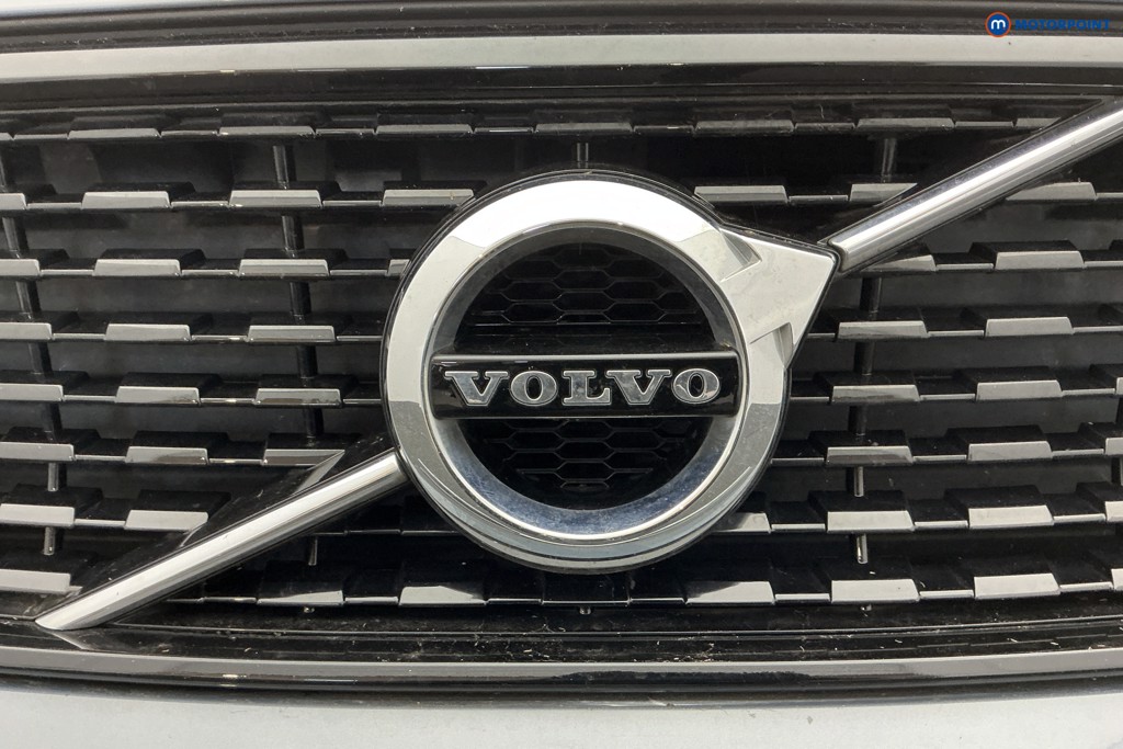 Volvo Xc40 R Design Manual Petrol SUV - Stock Number (1599146) - 34th supplementary image